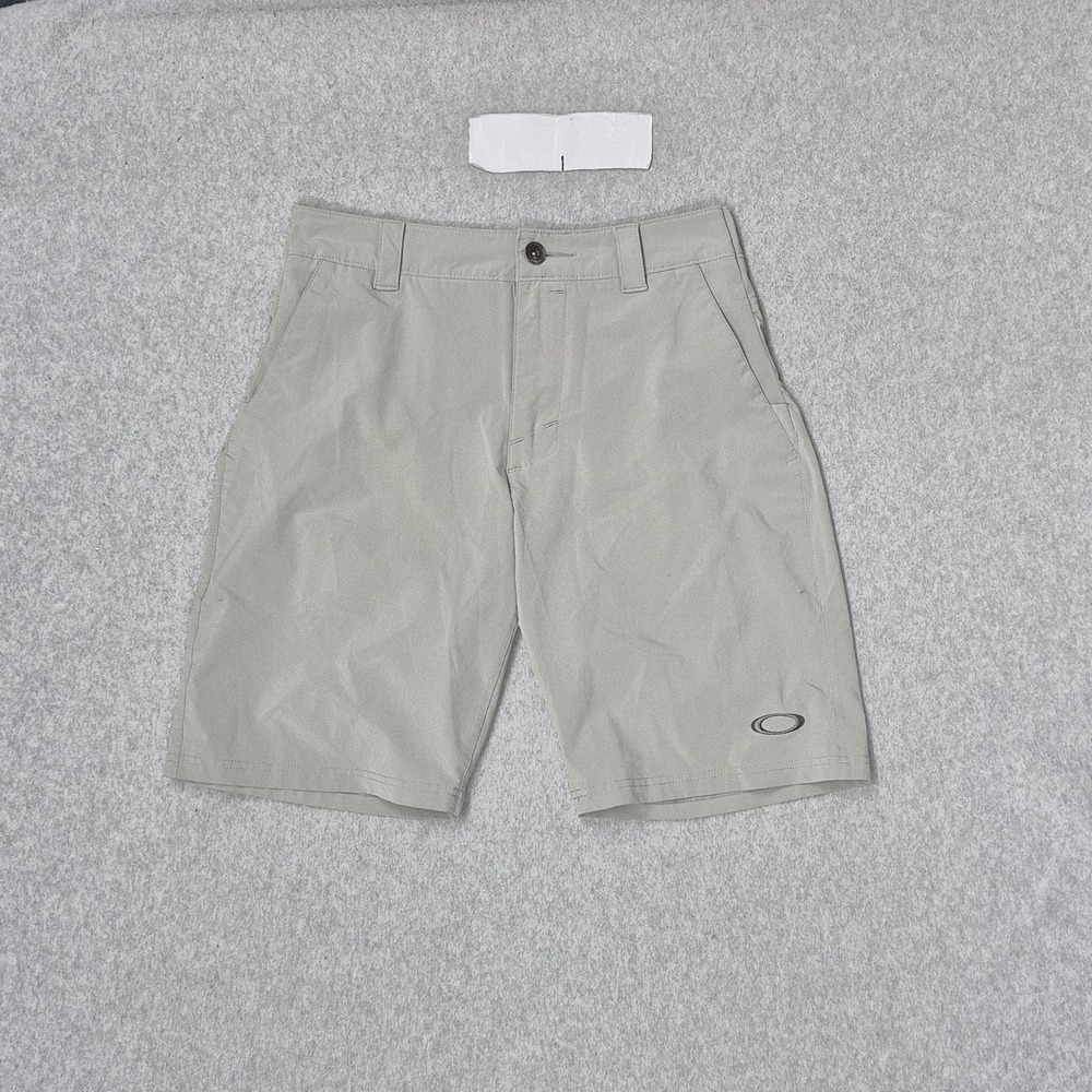 Oakley Men Shorts 30 Gray Chino Golf Performance  Logo 11" Inseam READ